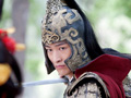 《凰图腾》关机曝全新剧照 张翰首次“武将”示人