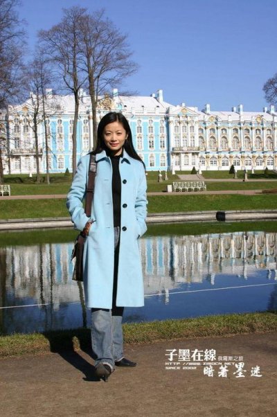 曾子墨:主持凤凰卫视《财经点对点》,《财经今日谈》——高三时以北京