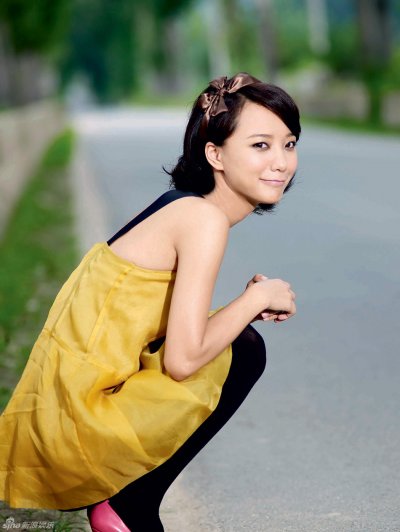 王珞丹化身有机美人 登国际知名杂志封面